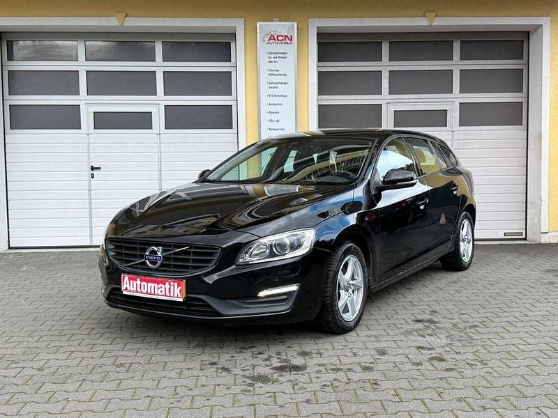 Schwarz Gebraucht 2017 Volvo V60 Business Edition Kombi | 10.990 € (Fairer Preis) - Bild 1/4