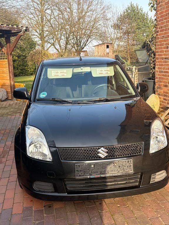 Gebraucht Suzuki Swift Club 92 PS (67 kW) 2007 Schwarz Kleinwagen