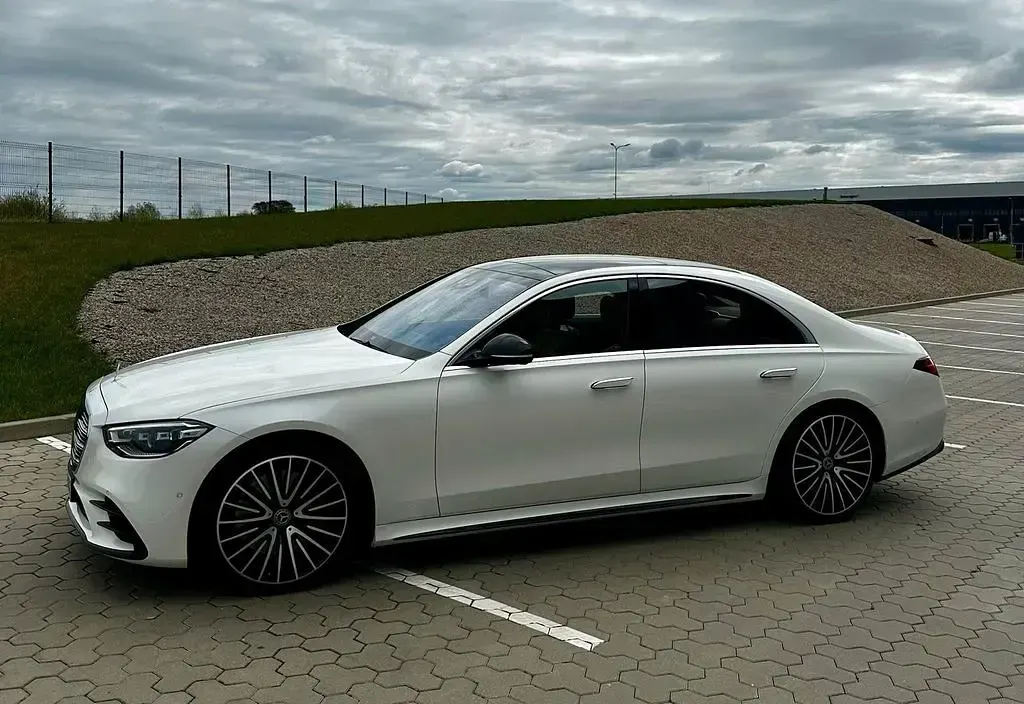 Gebraucht Mercedes S500 435 PS (319 kW) 2021 Weiß Limousine