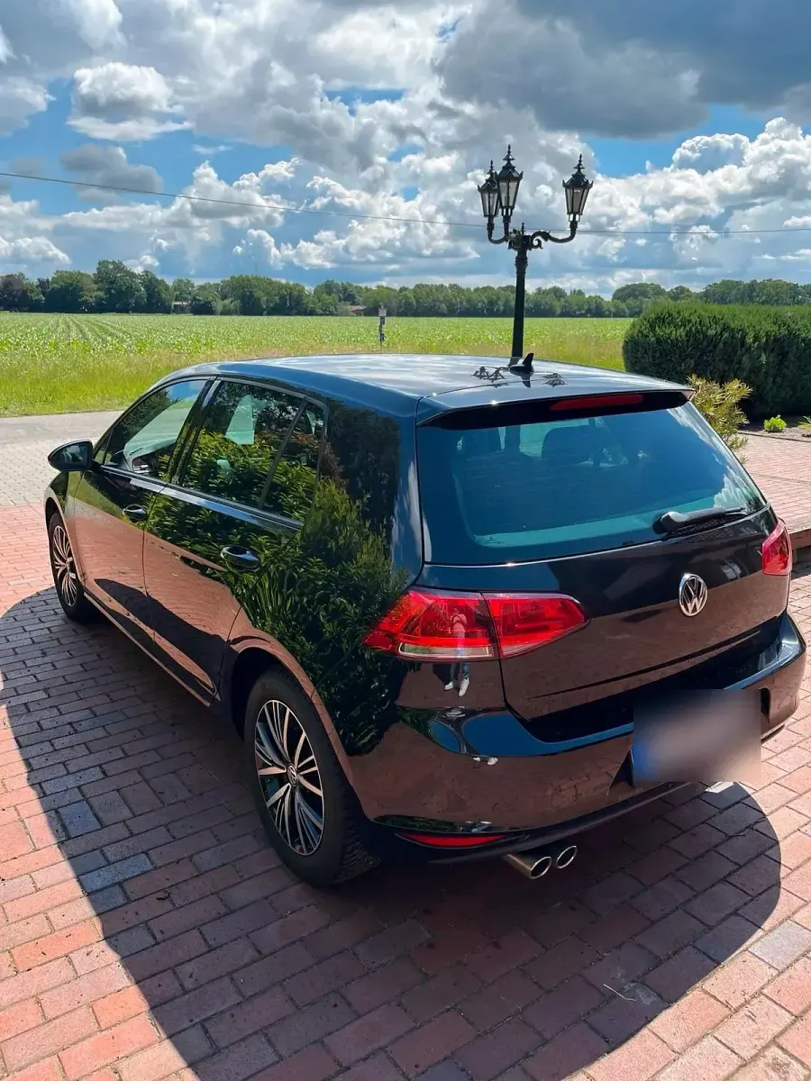 Gebraucht VW Golf VII Allstar 150 PS (110 kW) 2016 Schwarz Limousine