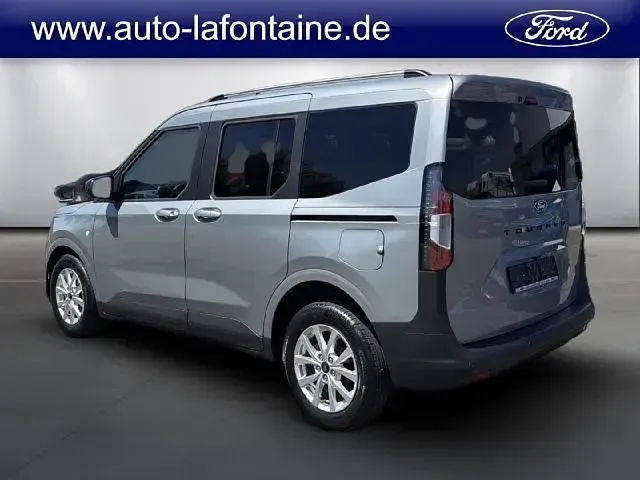 Gebraucht Ford Tourneo Courier Titanium 125 PS (91 kW) 2025 Solarsilber Van / Kleinbus