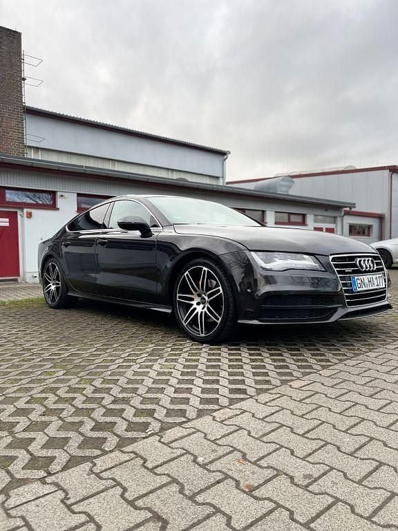 Gebraucht Audi A7 Sportback Ambiente 245 PS (180 kW) 2011 Grau Kleinwagen