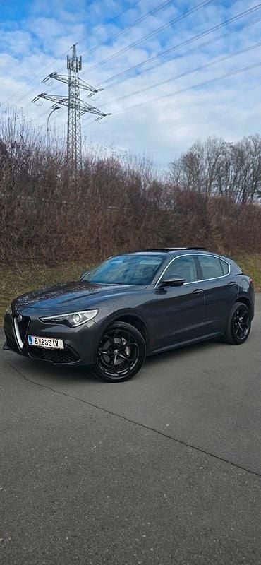 Gebraucht Alfa Romeo Stelvio Super 280 PS (205 kW) 2018 Grau SUV