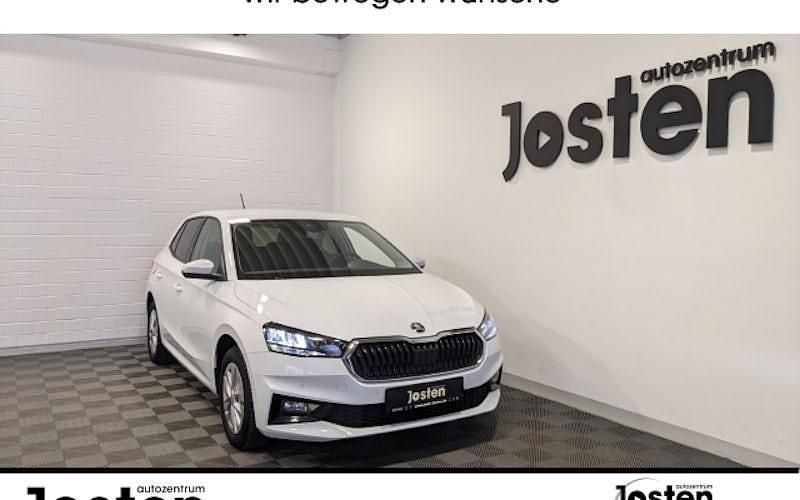 Gebraucht Skoda Fabia Ambition 95 PS (69 kW) 2022 Weiß Kleinwagen