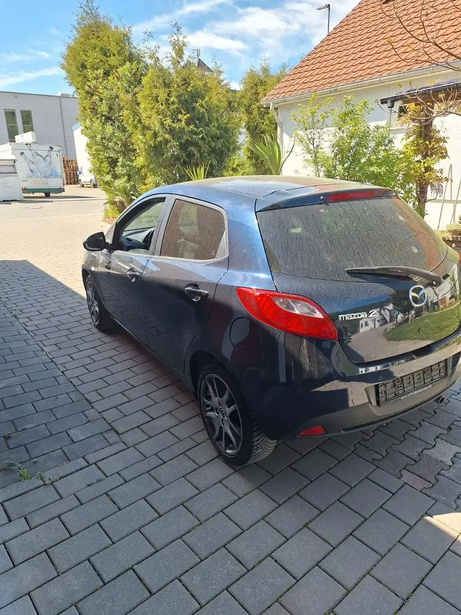 Usata Mazda 2 84 CV (61 kW) 2014 Nero Utilitaria