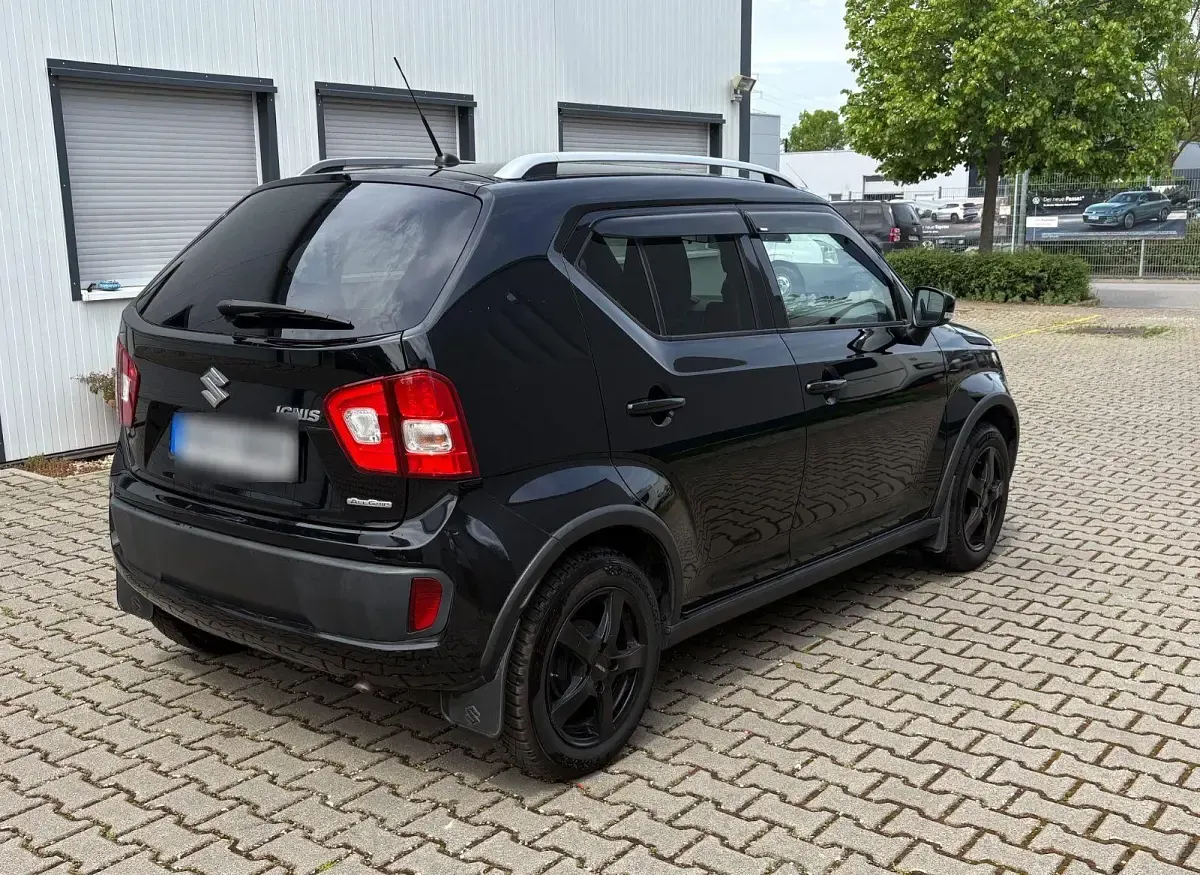 Gebraucht Suzuki Ignis Comfort+ 90 PS (66 kW) 2017 Schwarz SUV