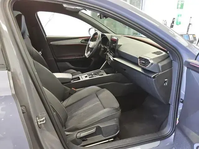 Gebraucht Seat Leon 150 PS (110 kW) 2023 Graphengrau Kombi