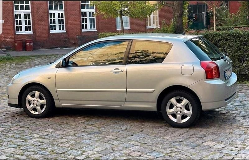 Gebraucht Toyota Corolla 97 PS (71 kW) 2005 Grau Limousine