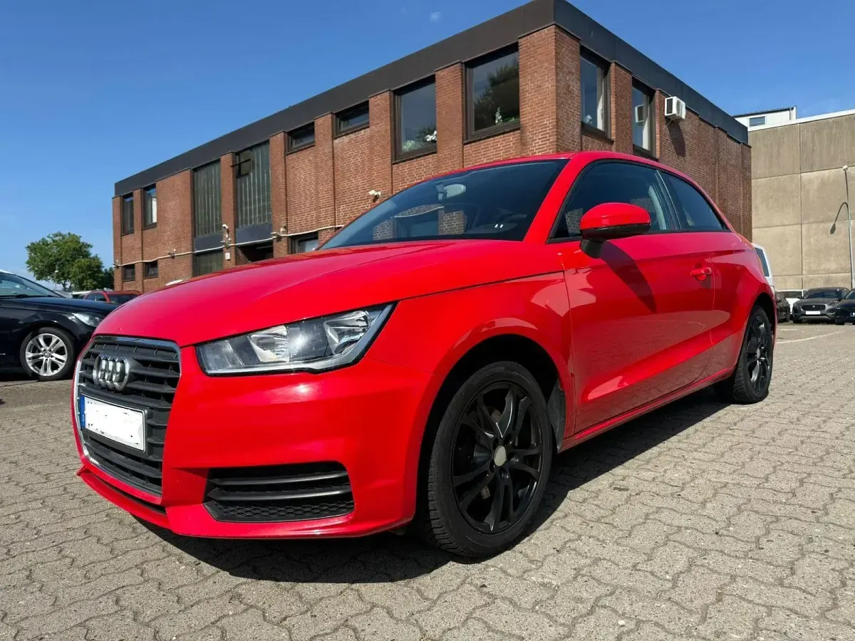 Gebraucht Audi A1 Sport 125 PS (91 kW) 2015 Rot Kleinwagen