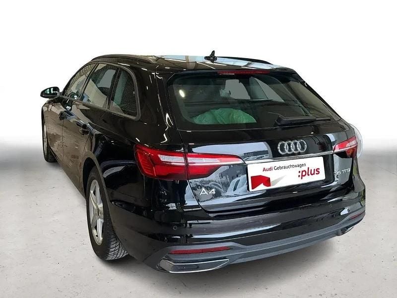 Gebraucht Audi A4 110 PS (80 kW) 2022 Schwarz Kombi