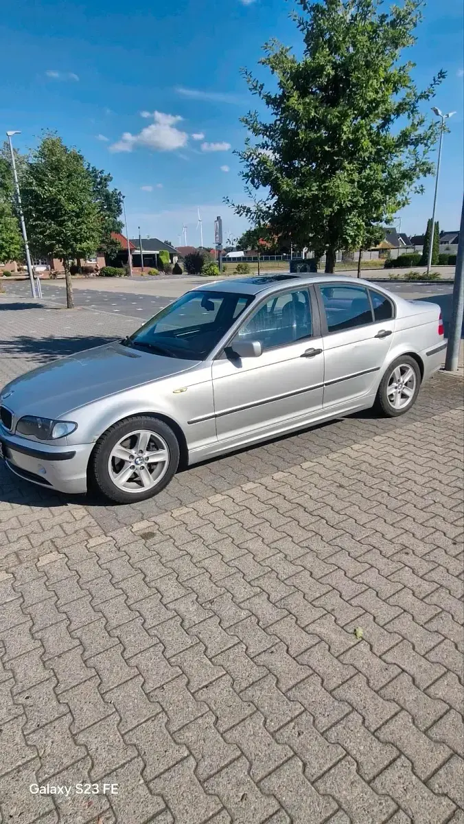 Gebraucht BMW 320 150 PS (110 kW) 2001 Grau Limousine