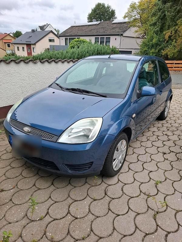 Blau Gebraucht 2005 Ford Fiesta Kleinwagen | 1.450 € (Etwas zu teuer) - Bild 1/1