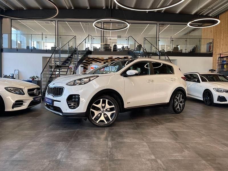 Weiß Gebraucht 2016 Kia Sportage GT-Line SUV | 14.999 € (Fairer Preis) - Bild 1/4