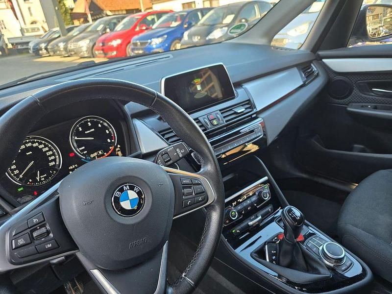 Gebraucht BMW 216 116 PS (85 kW) 2019 Weiß Kombi