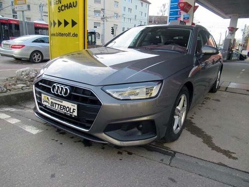 Gebraucht Audi A4 Ambiente 163 PS (119 kW) 2021 Grau Kombi