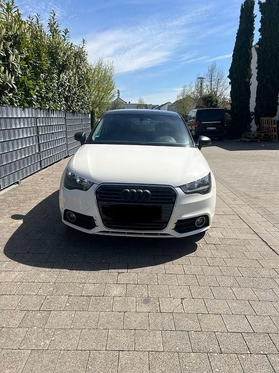 Gebraucht Audi A1 Ambition 86 PS (63 kW) 2015 Weiß Kleinwagen