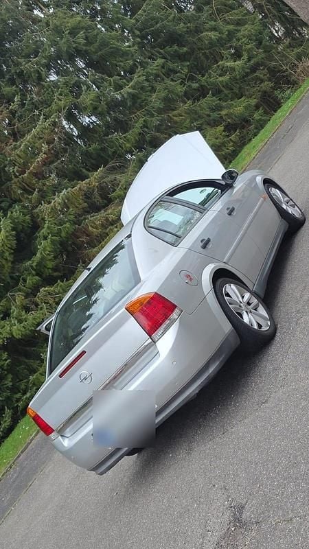 Gebraucht Opel Vectra 122 PS (89 kW) 2004 Silber Limousine