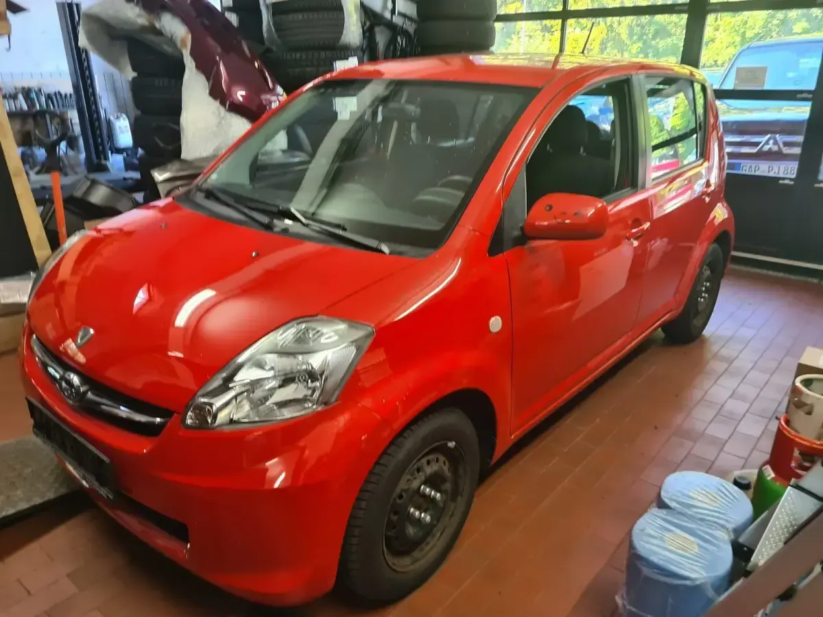 Gebraucht Subaru Justy 69 PS (50 kW) 2010 Rot Kleinwagen