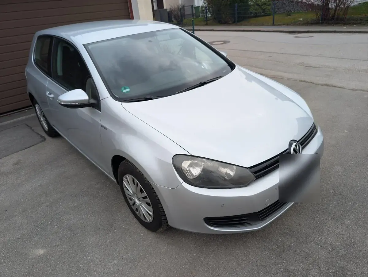 Gebraucht VW Golf VI 80 PS (58 kW) 2009 Silber Kleinwagen