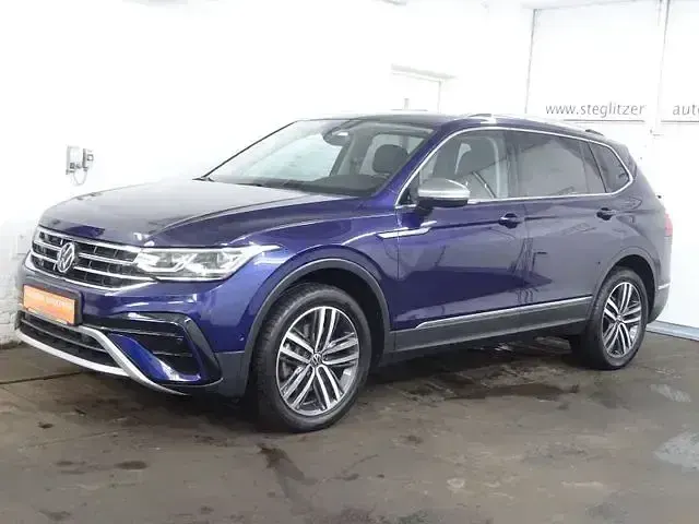 Gebraucht VW Tiguan Allspace Elegance 200 PS (147 kW) 2023 Blau SUV