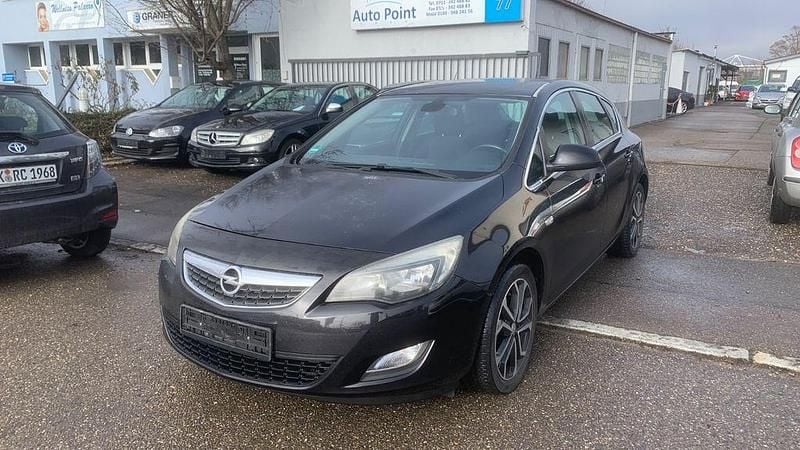 Gebraucht Opel Astra Sport 140 PS (102 kW) 2010 Schwarz Limousine