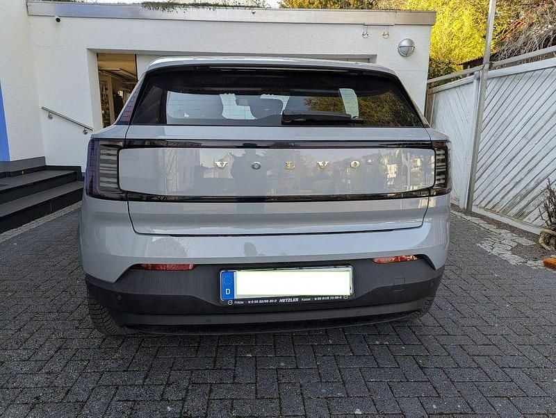 Gebraucht Volvo EX30 Core 200 kW (272 PS) 2024 Grau SUV