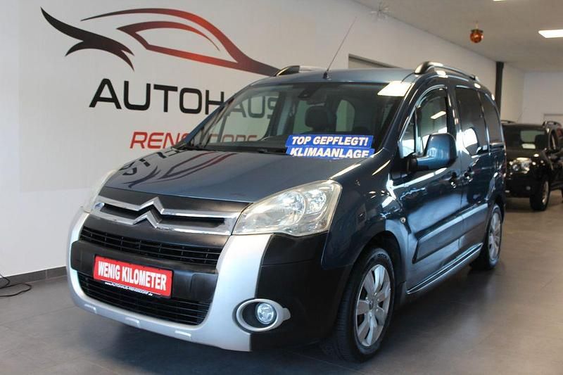 Blau Gebraucht 2010 Citroën Berlingo XTR Van / Kleinbus | 6.990 € (Teuer) - Bild 1/4