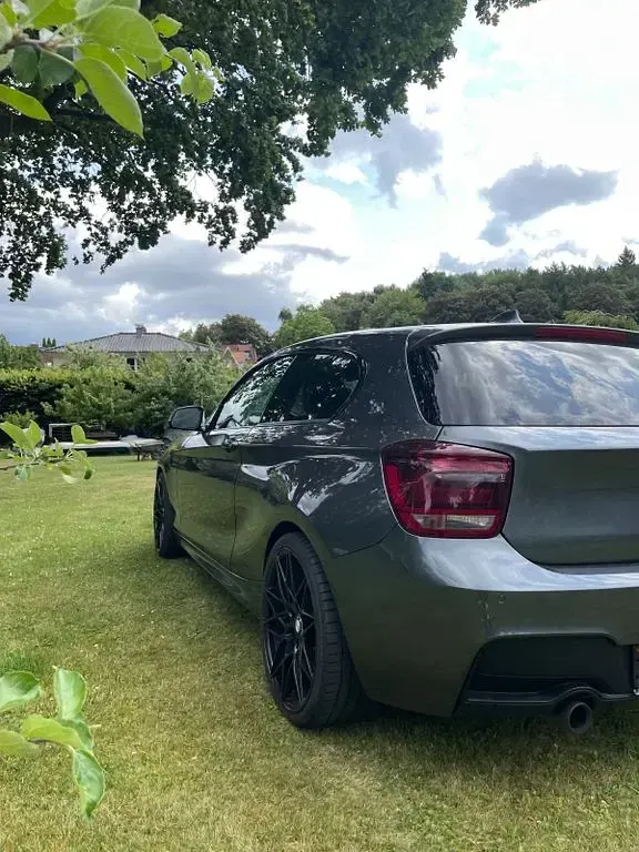 Gebraucht BMW M135 M Performance 320 PS (235 kW) 2013 Grau Kleinwagen