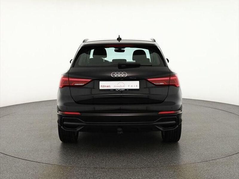 Gebraucht Audi Q3 Ambiente 245 PS (180 kW) 2022 Andere SUV