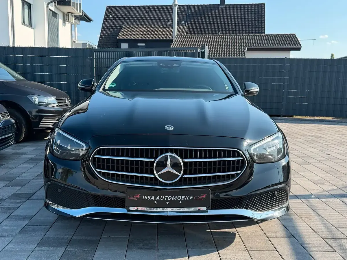 Gebraucht Mercedes E300 Business 194 PS (142 kW) 2020 Schwarz Limousine