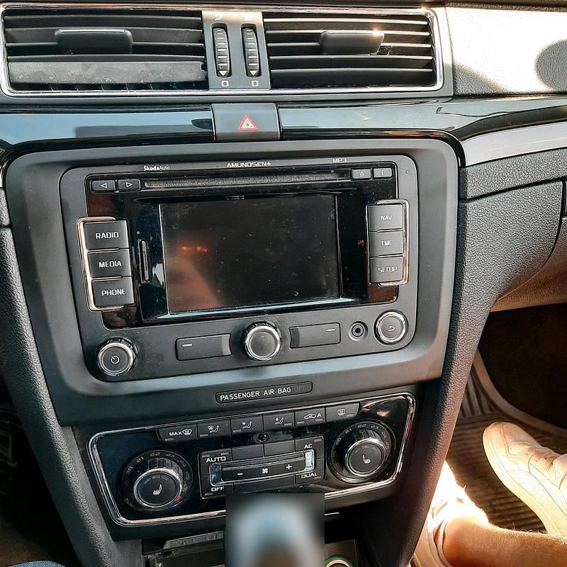 Gebraucht Skoda Superb 160 PS (117 kW) 2013 Weiß Kombi