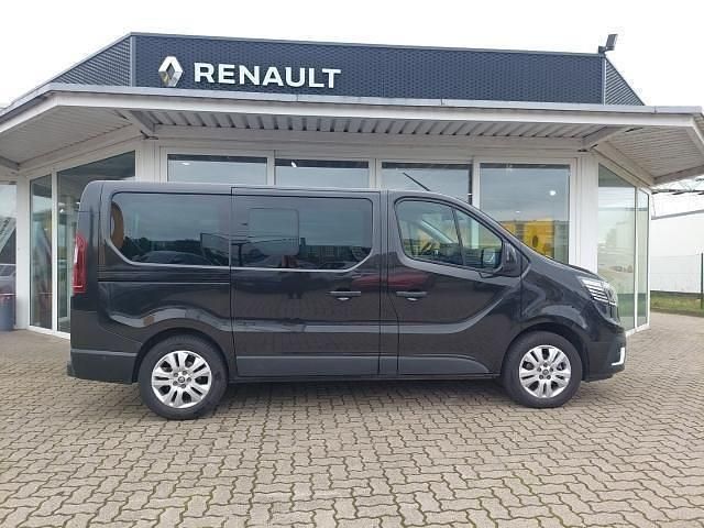 Gebraucht Renault Trafic Life 150 PS (110 kW) 2022 Schwarz Van / Kleinbus