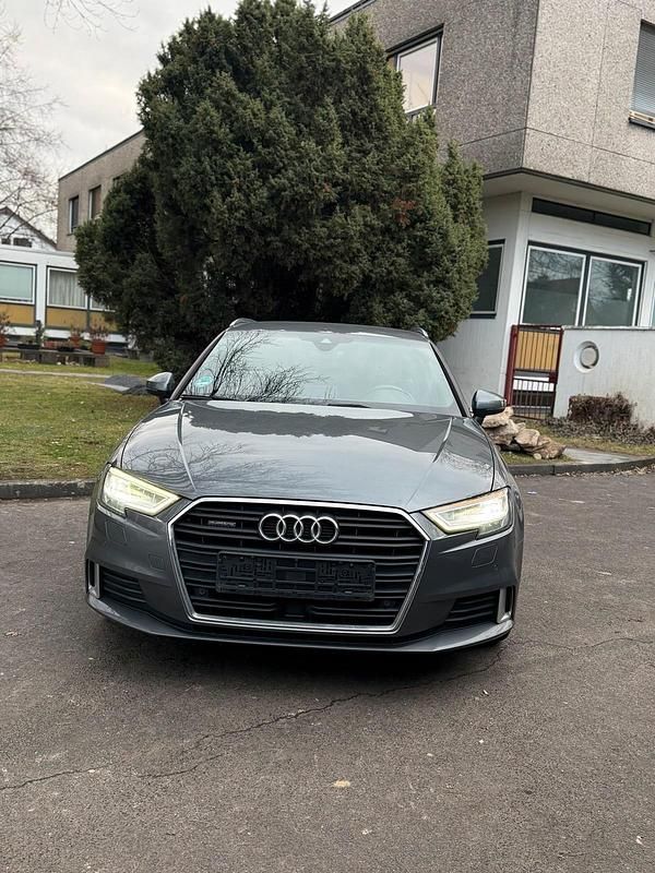 Gebraucht Audi A3 184 PS (135 kW) 2017 Grau Kleinwagen