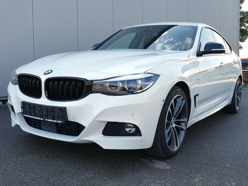 Weiß Gebraucht 2019 BMW 320 Gran Turismo M Sport SUV | 22.990 € (Fairer Preis) - Bild 1/4