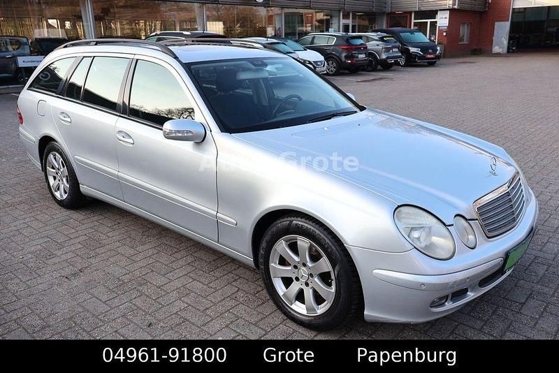 Gebraucht Mercedes E220 150 PS (110 kW) 2006 Silber Kombi