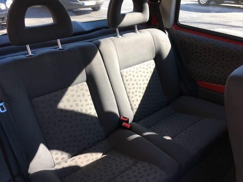 Gebraucht VW Lupo 75 PS (55 kW) 2002 Rot Kleinwagen