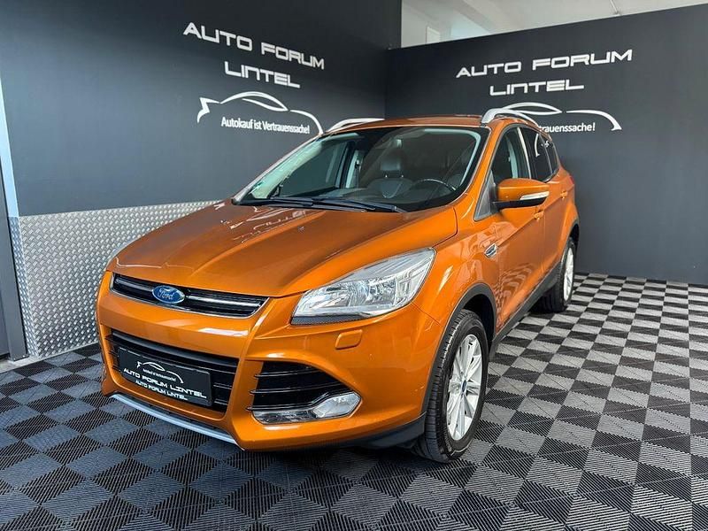 Orange Gebraucht 2015 Ford Kuga Titanium SUV | 10.499 € (Fairer Preis) - Bild 1/4
