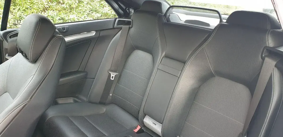Gebraucht Mercedes E350 Avantgarde 265 PS (194 kW) 2012 Weiß Cabrio