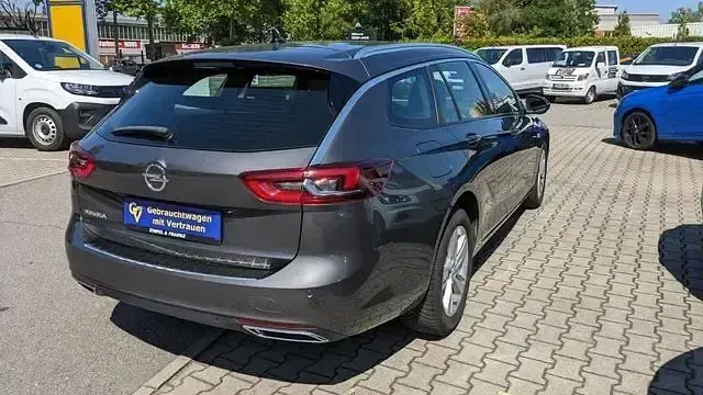 Gebraucht Opel Insignia Elegance 174 PS (127 kW) 2022 Grau Limousine
