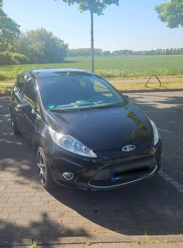 Schwarz Gebraucht 2009 Ford Fiesta Titanium Kleinwagen | 3.500 € (Guter Preis) - Bild 1/4
