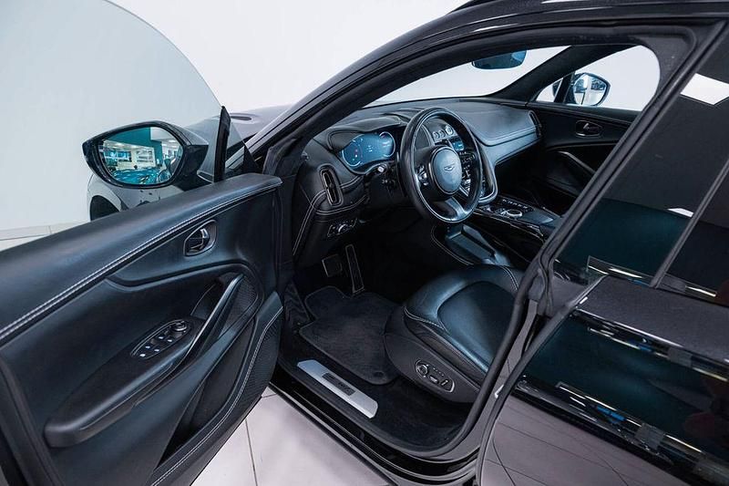 Gebraucht Aston Martin DBX 551 PS (405 kW) 2020 Schwarz SUV