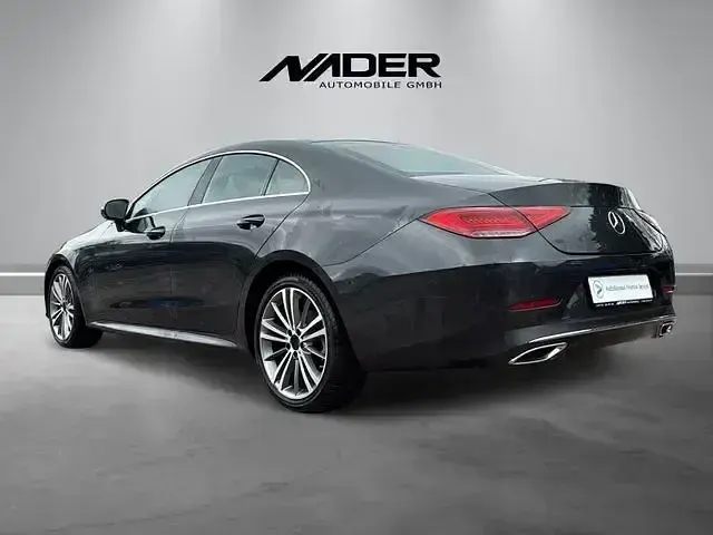 Gebraucht Mercedes CLS300 245 PS (180 kW) 2019 Grün Coupé