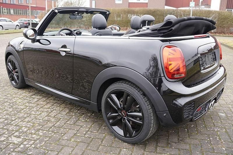 Gebraucht Mini Cooper S Cabriolet 192 PS (141 kW) 2020 Schwarz Cabrio