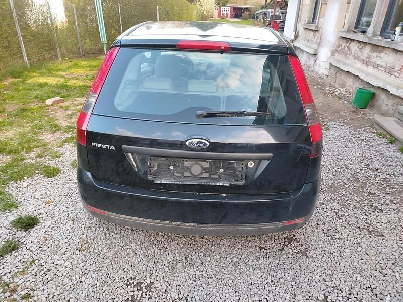 Usata Ford Fiesta 2003 Nero Utilitaria