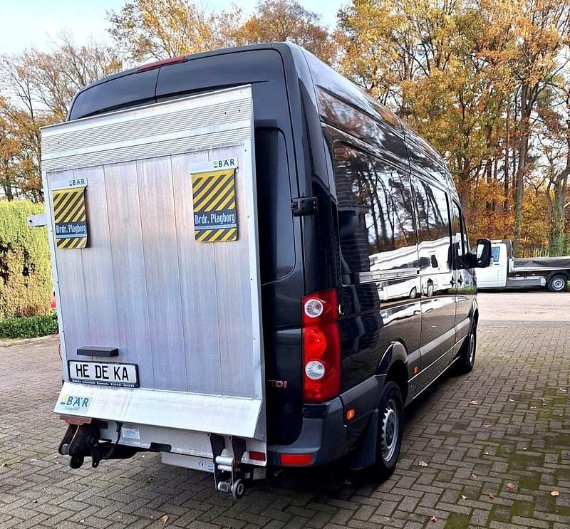 Schwarz Gebraucht 2014 VW Crafter Van | 16.900 € (Etwas zu teuer) - Bild 1/4