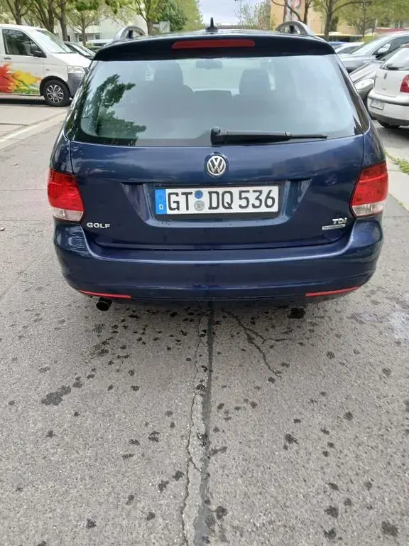 Second-hand VW Golf VI Comfortline 105 CP (77 kW) 2011 Albastru Hatchback