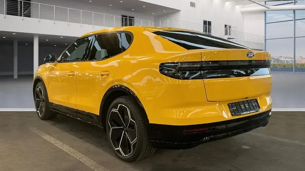 Używany Ford Capri Extended Range 210 kW (286 KM) 2025 Szary SUV
