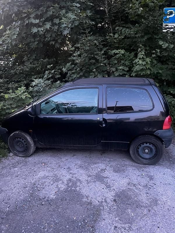 Schwarz Gebraucht 2002 Renault Twingo Kleinwagen | 800 € - Bild 1/2