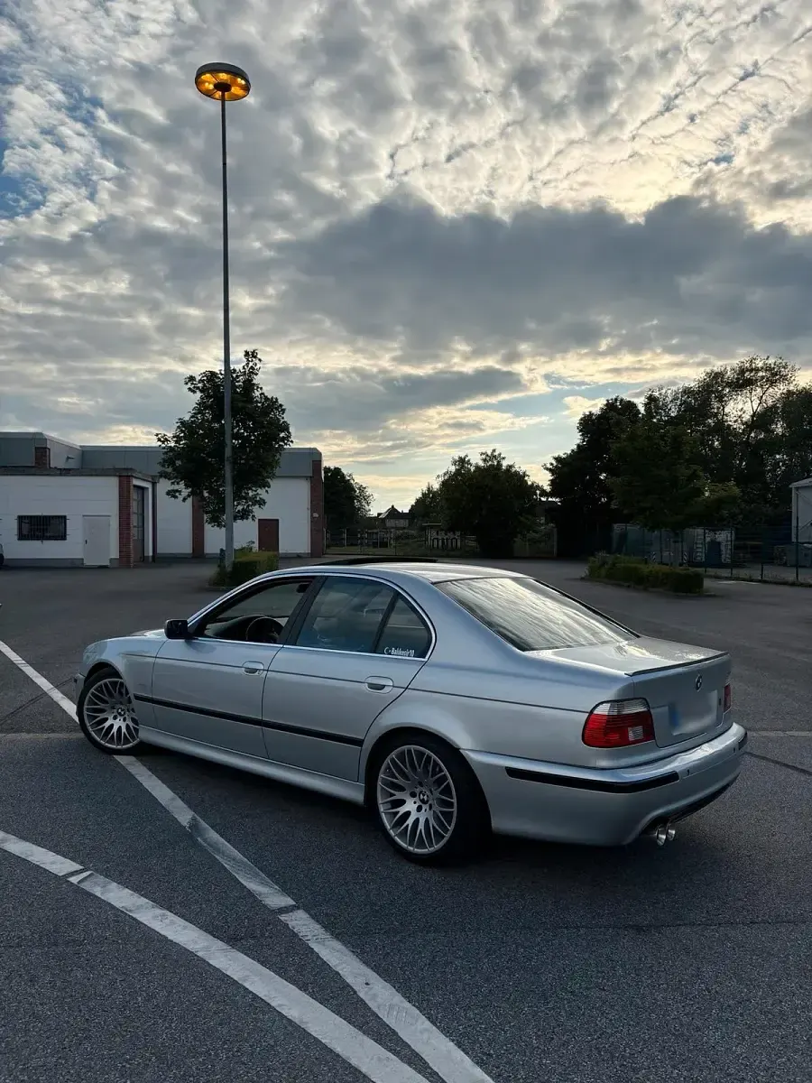 Gebraucht BMW 520 170 PS (125 kW) 2002 Silber Limousine