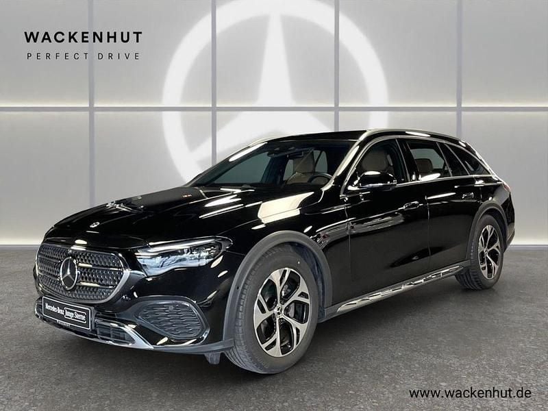 Gebraucht Mercedes E220 All-Terrain 197 PS (144 kW) 2025 Schwarz Kombi